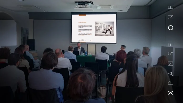 Soluzioni di design acustico per uffici moderni