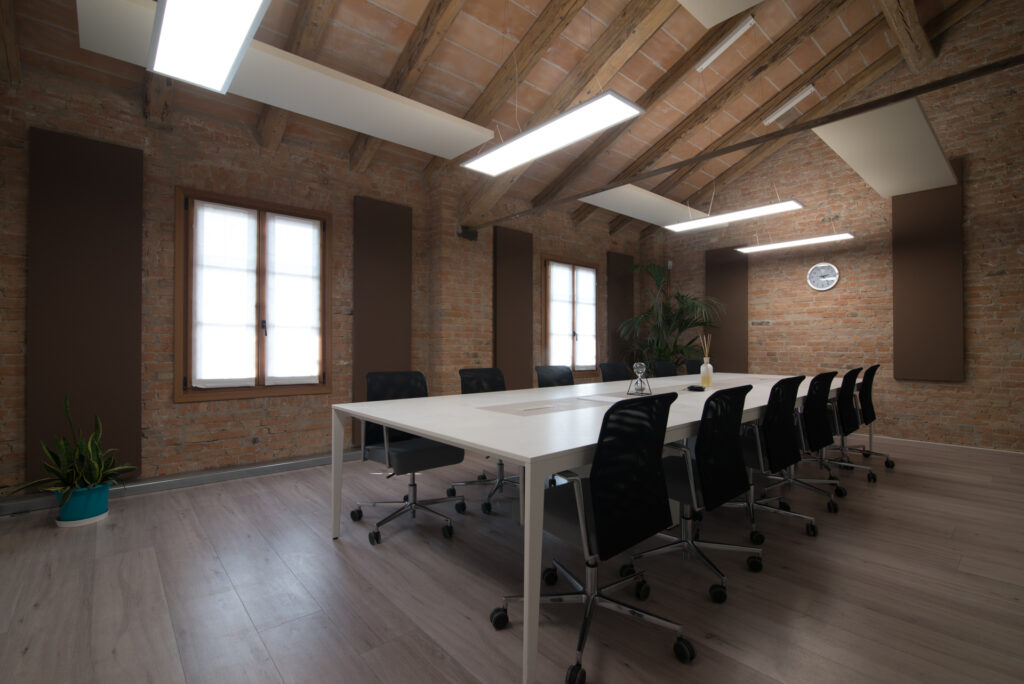Design acustico sala riunioni Mountech