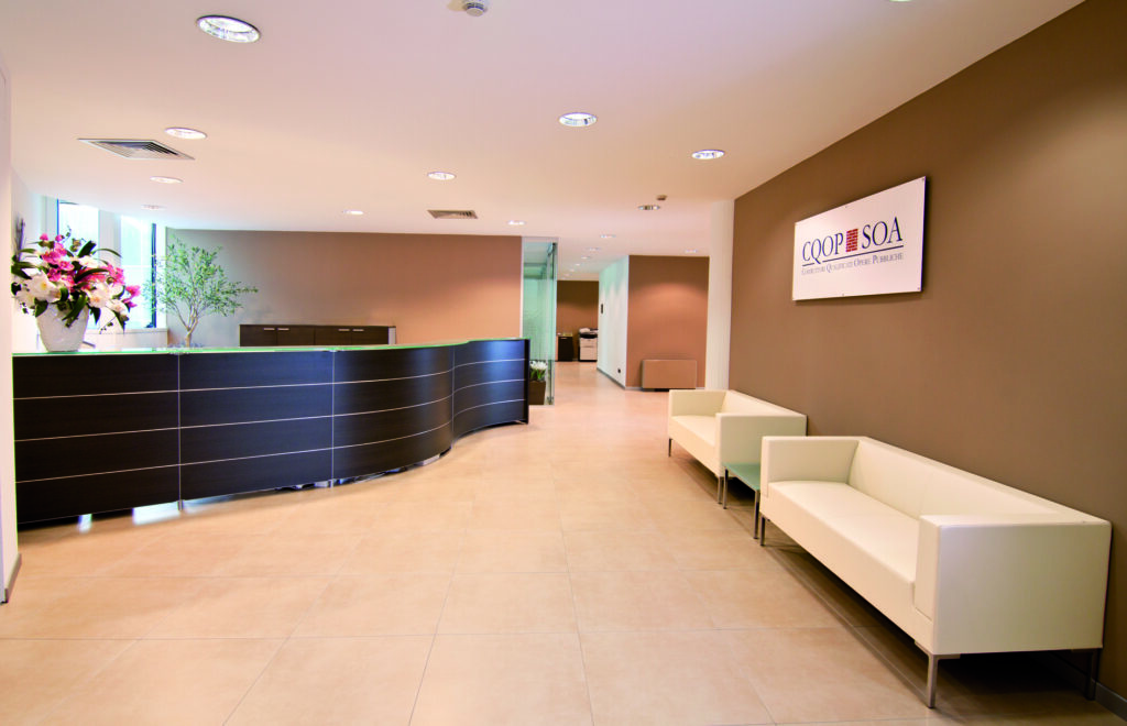 Hall d’ingresso con spazi ampi e rappresentativi – CQOP