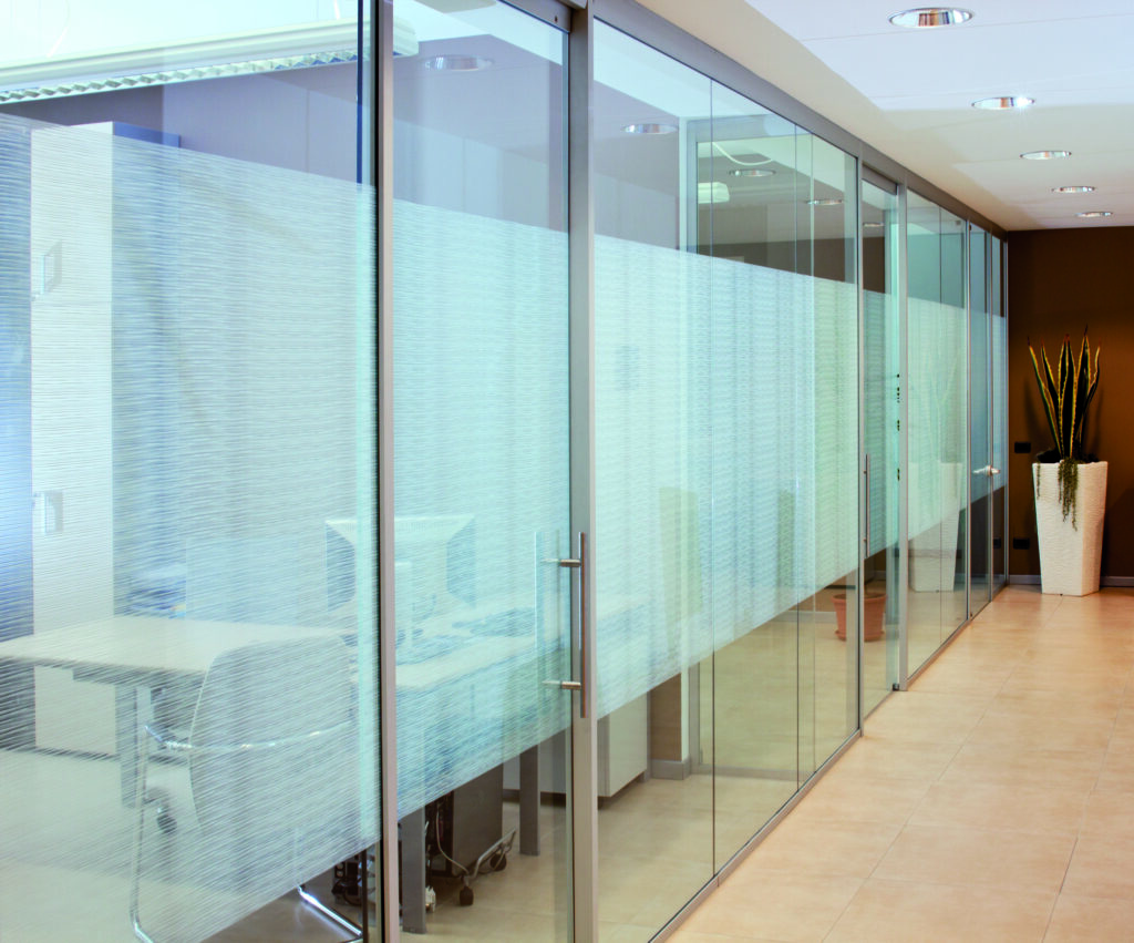 Pareti in vetro per uffici e spazi trasparenti – CQOP